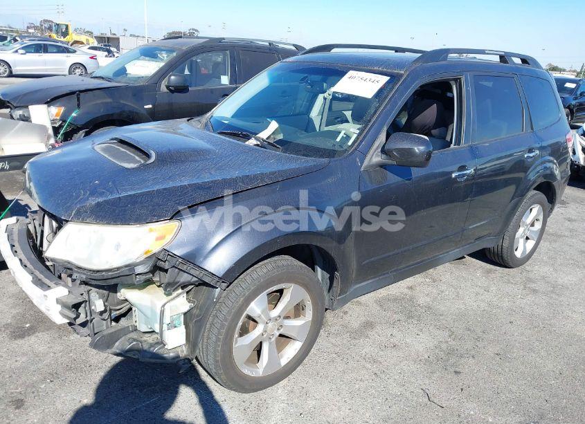 Photo 2 of 2013 Subaru Forester 2.5XT PREMIUM (VIN JF2SHGAC6DH430594)
