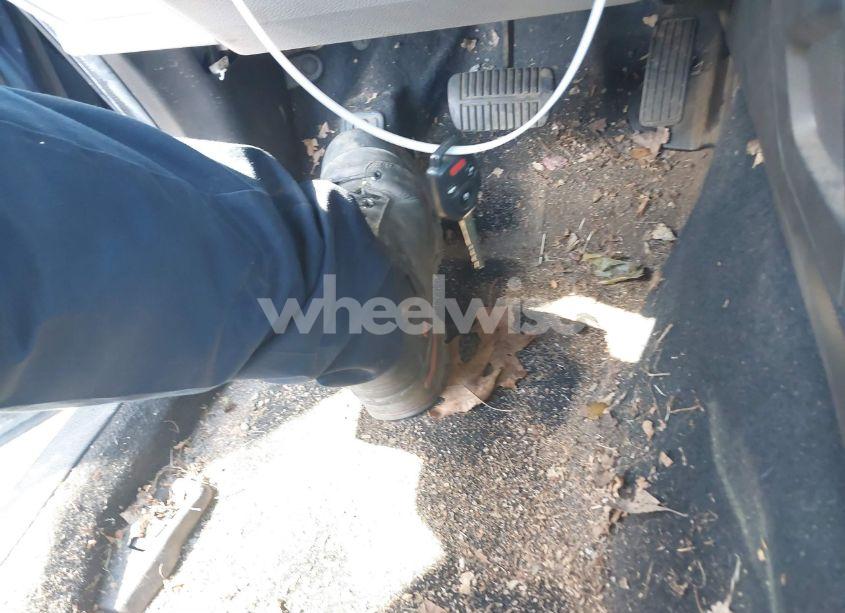 Photo 11 of 2014 Subaru Forester 2.5I (VIN JF2SJAAC0EH439472)