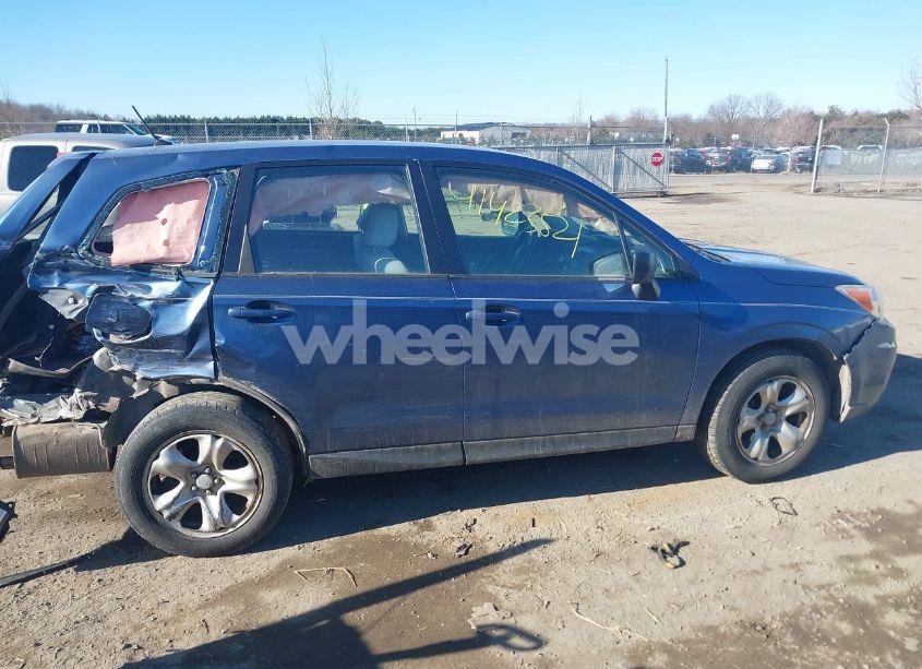 Photo 13 of 2014 Subaru Forester 2.5I (VIN JF2SJAAC0EH439472)