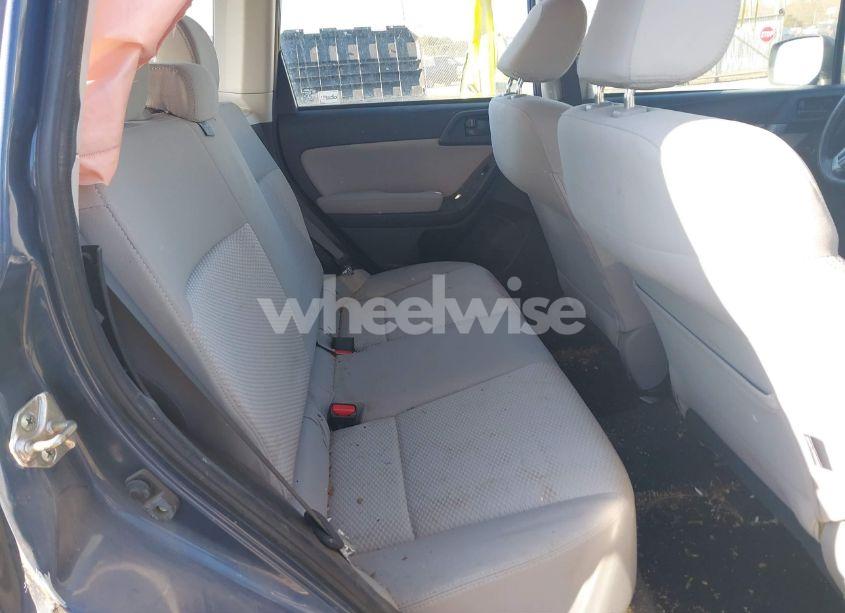 Photo 8 of 2014 Subaru Forester 2.5I (VIN JF2SJAAC0EH439472)