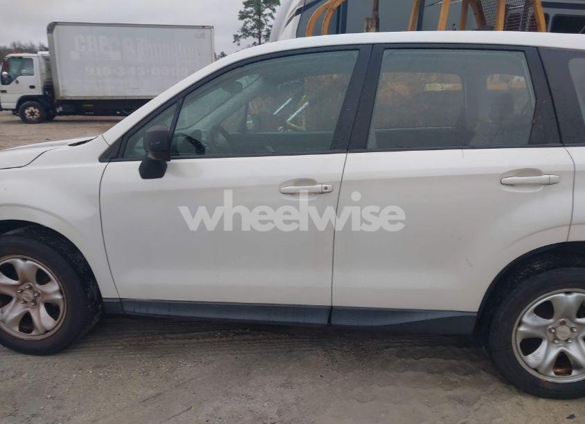 Photo 14 of 2015 Subaru Forester 2.5I (VIN JF2SJAAC0FH444916)