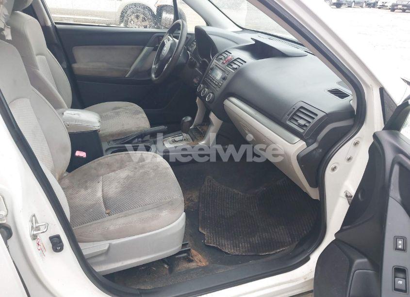 Photo 5 of 2015 Subaru Forester 2.5I (VIN JF2SJAAC0FH444916)