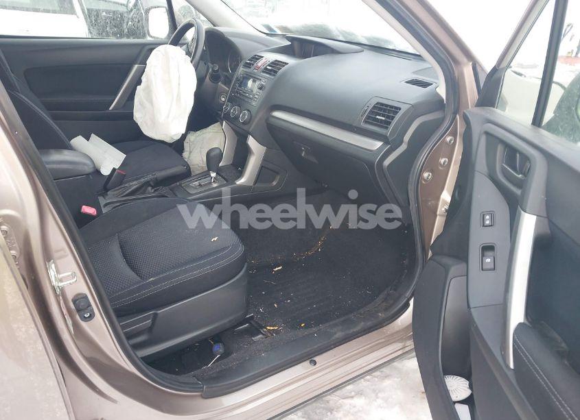 Photo 5 of 2015 Subaru Forester 2.5I (VIN JF2SJAAC0FH467516)