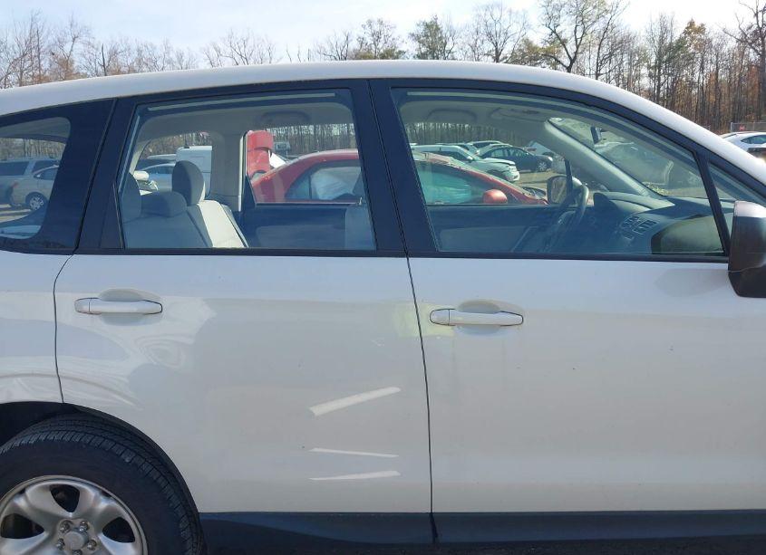 Photo 13 of 2016 Subaru Forester 2.5I (VIN JF2SJAAC0GG529200)