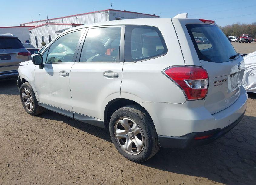 Photo 3 of 2016 Subaru Forester 2.5I (VIN JF2SJAAC0GG529200)