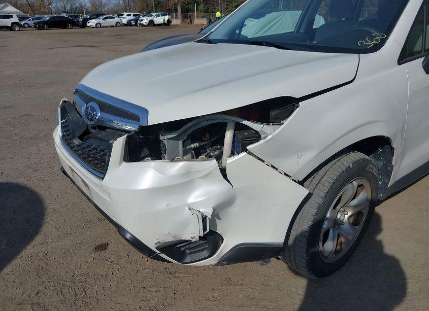 Photo 6 of 2016 Subaru Forester 2.5I (VIN JF2SJAAC0GG529200)