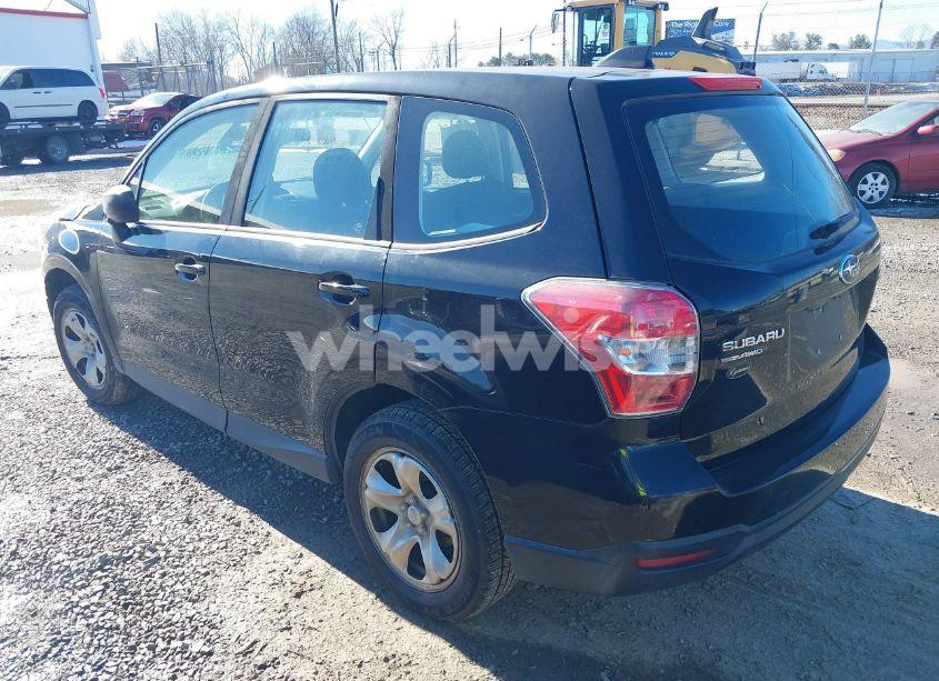 Photo 3 of 2016 Subaru Forester 2.5I (VIN JF2SJAAC0GH557475)