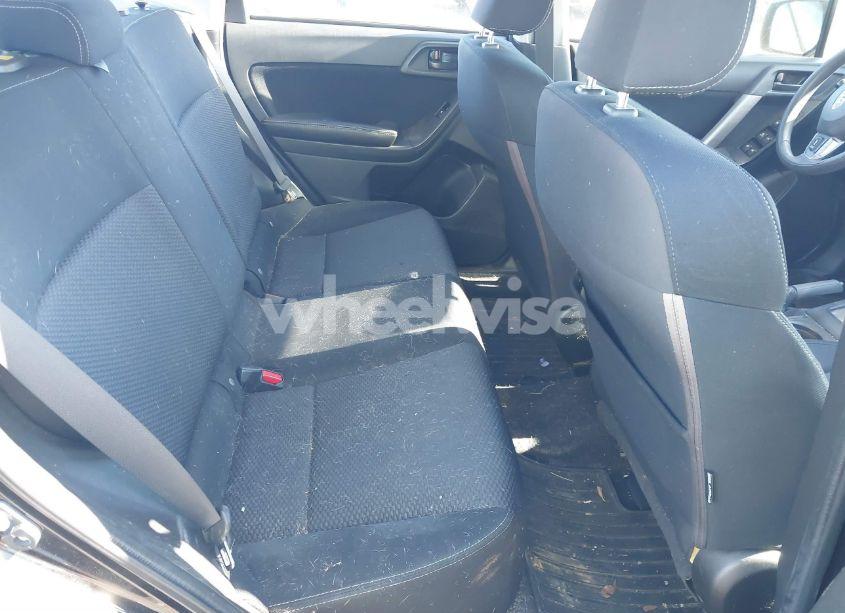 Photo 8 of 2016 Subaru Forester 2.5I (VIN JF2SJAAC0GH557475)