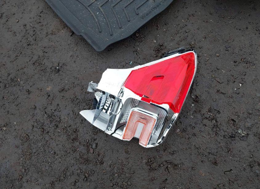 Photo 12 of 2017 Subaru Forester 2.5I (VIN JF2SJAAC1HG457943)