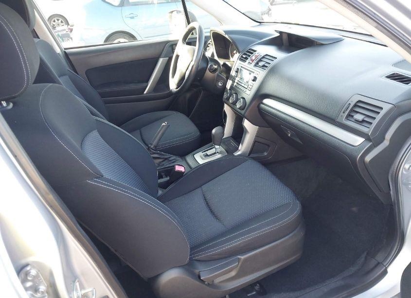 Photo 5 of 2014 Subaru Forester 2.5I (VIN JF2SJAAC2EH415349)