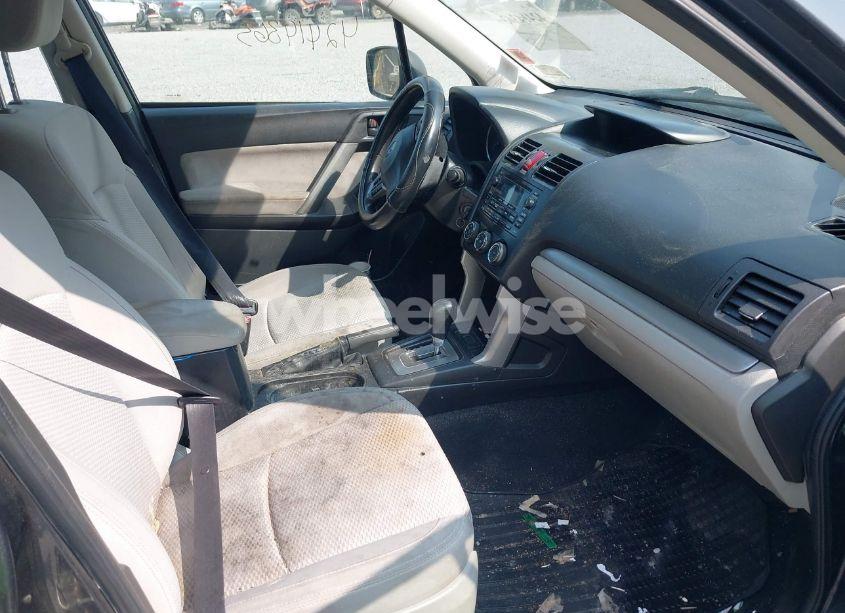 Photo 5 of 2014 Subaru Forester 2.5I (VIN JF2SJAAC2EH433947)