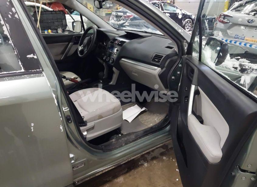 Photo 5 of 2014 Subaru Forester 2.5I (VIN JF2SJAAC2EH510574)