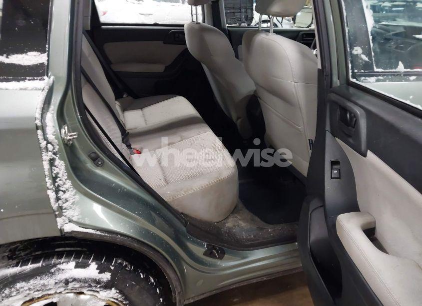 Photo 8 of 2014 Subaru Forester 2.5I (VIN JF2SJAAC2EH510574)