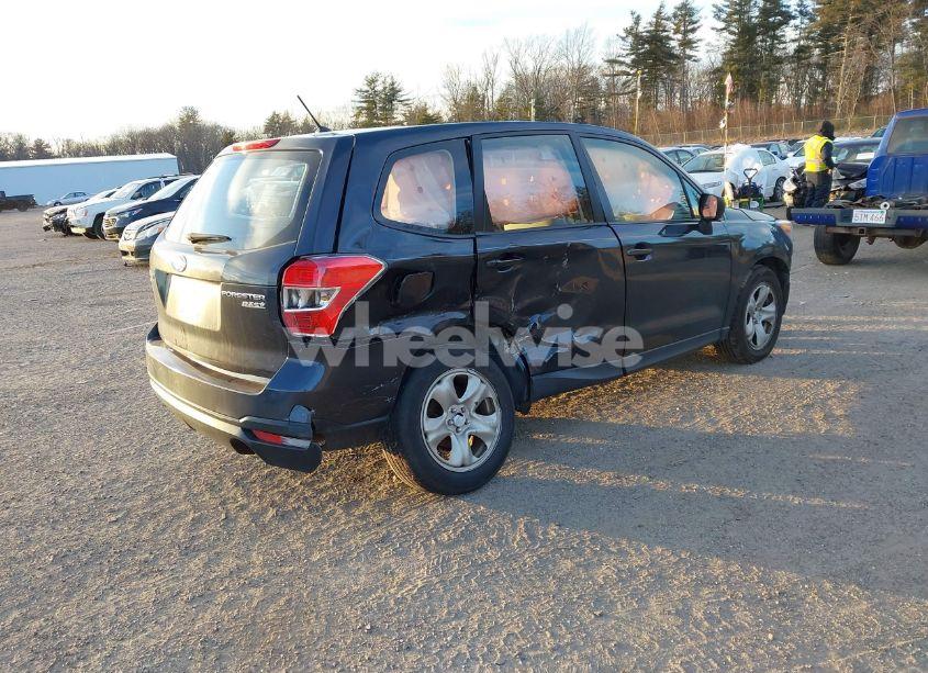 Photo 4 of 2015 Subaru Forester 2.5I (VIN JF2SJAAC2FH532561)