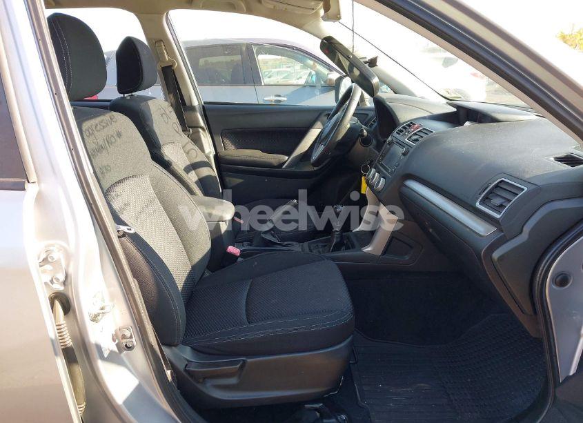 Photo 5 of 2017 Subaru Forester 2.5I (VIN JF2SJAAC2HG593014)