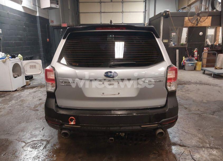 Photo 16 of 2018 Subaru Forester 2.5I (VIN JF2SJAAC2JG508288)