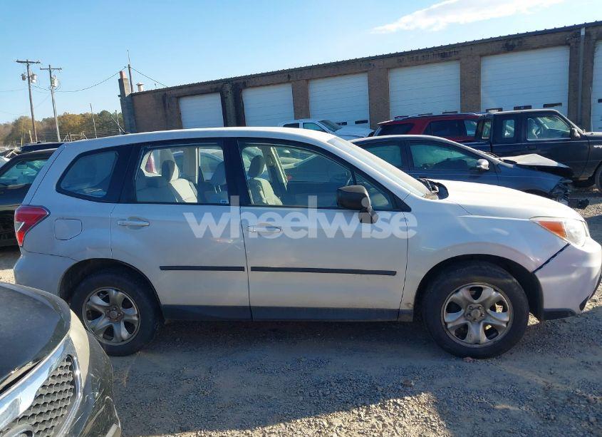 Photo 13 of 2014 Subaru Forester 2.5I (VIN JF2SJAAC4EG414600)