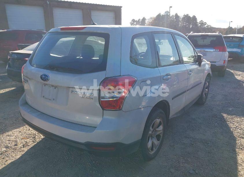 Photo 4 of 2014 Subaru Forester 2.5I (VIN JF2SJAAC4EG414600)