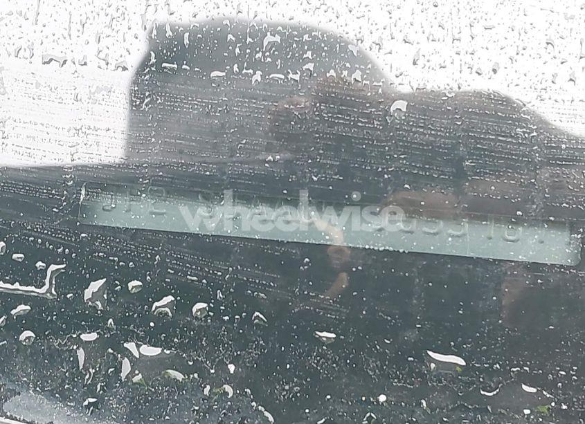 Photo 17 of 2018 Subaru Forester 2.5I (VIN JF2SJAAC4JG537677)