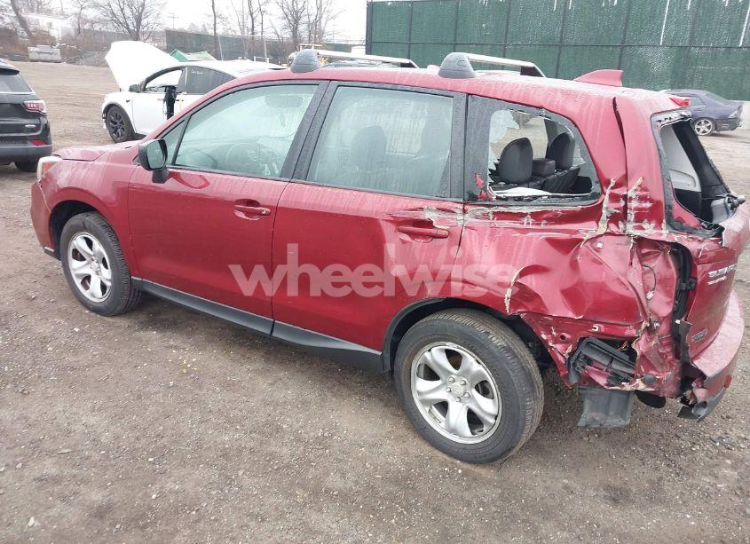 Photo 3 of 2018 Subaru Forester 2.5I (VIN JF2SJAAC4JG537677)