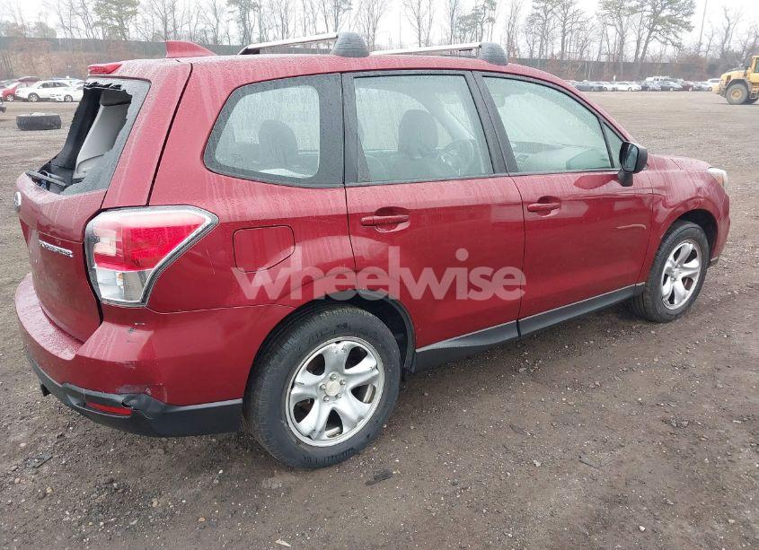 Photo 4 of 2018 Subaru Forester 2.5I (VIN JF2SJAAC4JG537677)