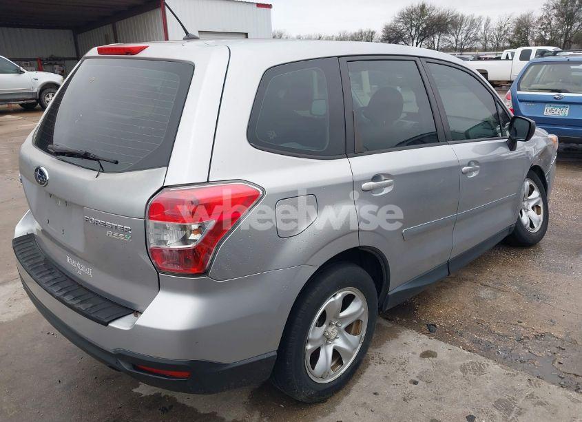 Photo 4 of 2014 Subaru Forester 2.5I (VIN JF2SJAAC5EG453602)