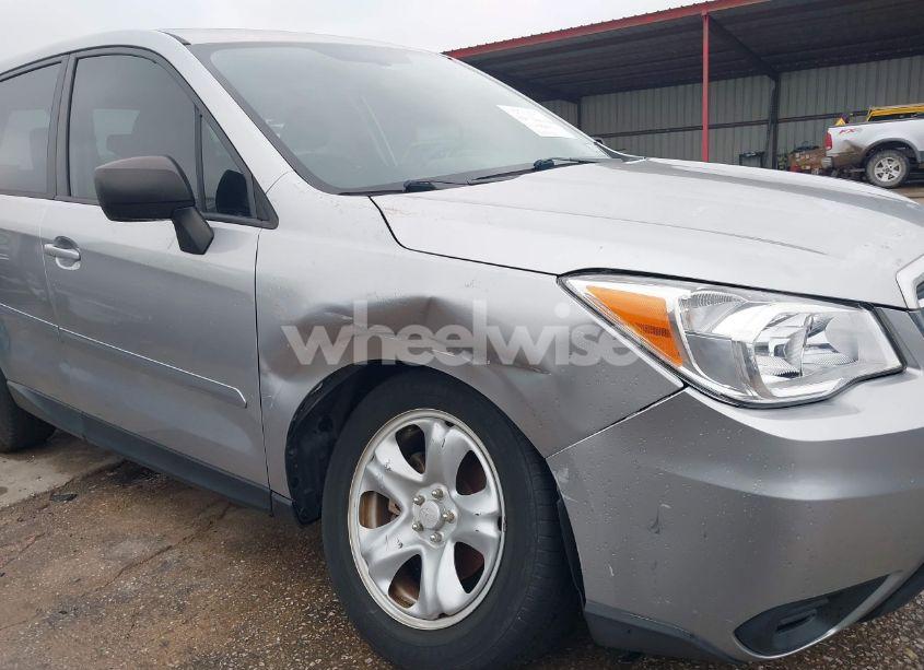 Photo 6 of 2014 Subaru Forester 2.5I (VIN JF2SJAAC5EG453602)