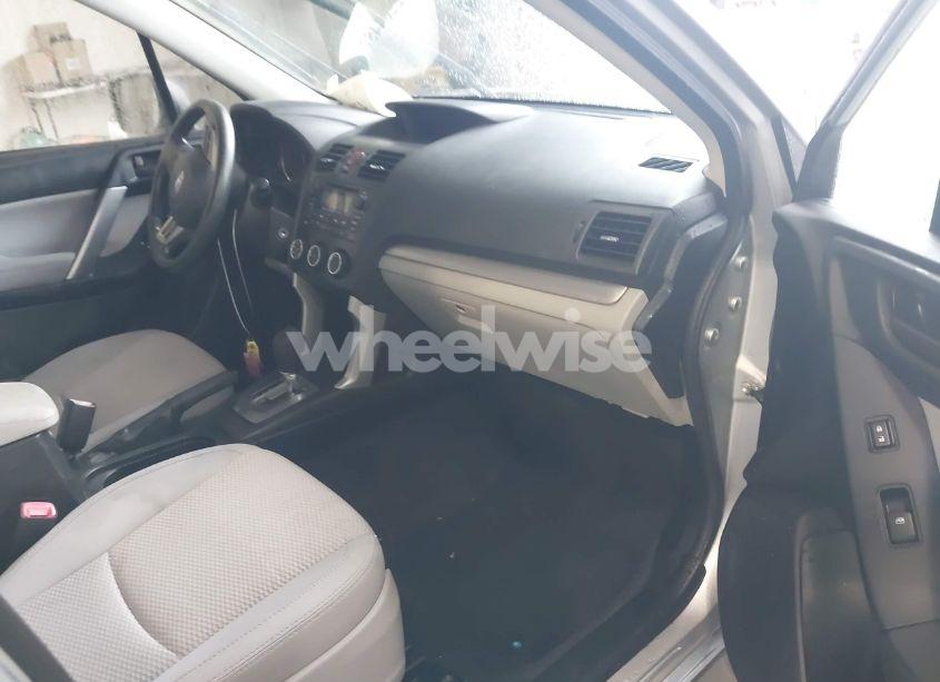 Photo 5 of 2014 Subaru Forester 2.5I (VIN JF2SJAAC5EH507409)