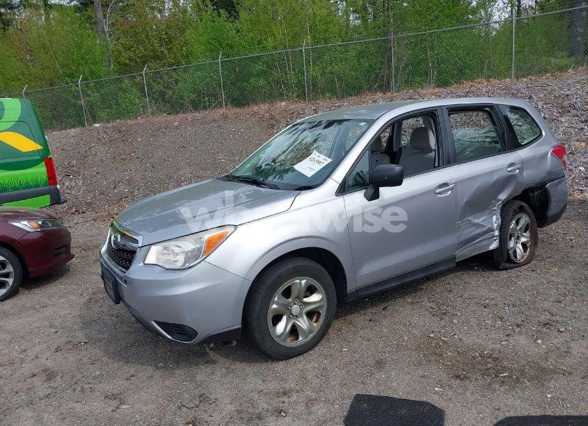 Photo 2 of 2015 Subaru Forester 2.5I (VIN JF2SJAAC5FG502119)