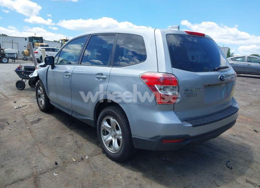 Photo 3 of 2016 Subaru Forester 2.5I (VIN JF2SJAAC5GH404042)