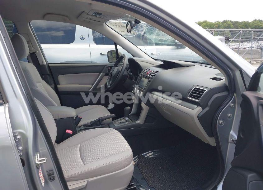 Photo 5 of 2016 Subaru Forester 2.5I (VIN JF2SJAAC5GH404042)