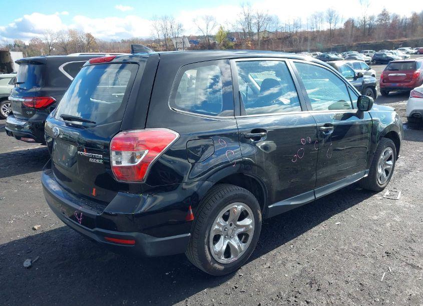 Photo 4 of 2016 Subaru Forester 2.5I (VIN JF2SJAAC5GH446601)
