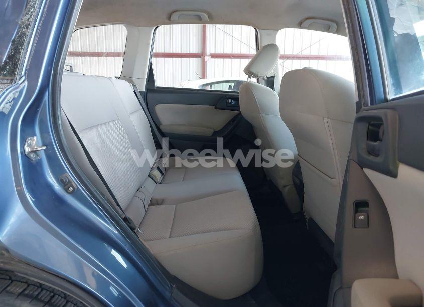 Photo 8 of 2016 Subaru Forester 2.5I (VIN JF2SJAAC6GG452607)