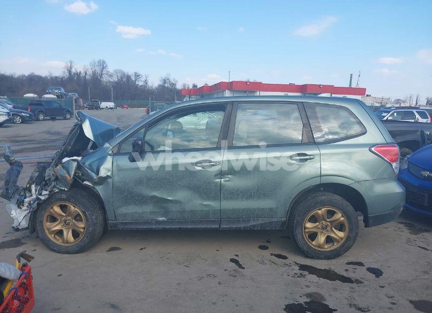 Photo 14 of 2018 Subaru Forester 2.5I (VIN JF2SJAAC6JG598724)