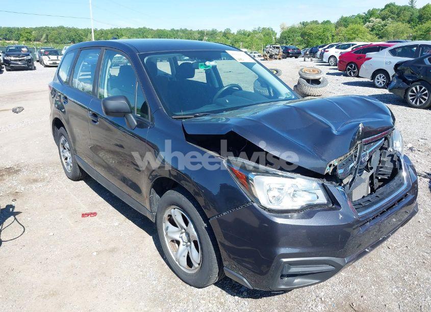 2018 Subaru Forester 2.5I (VIN JF2SJAAC6JH525816) main photo