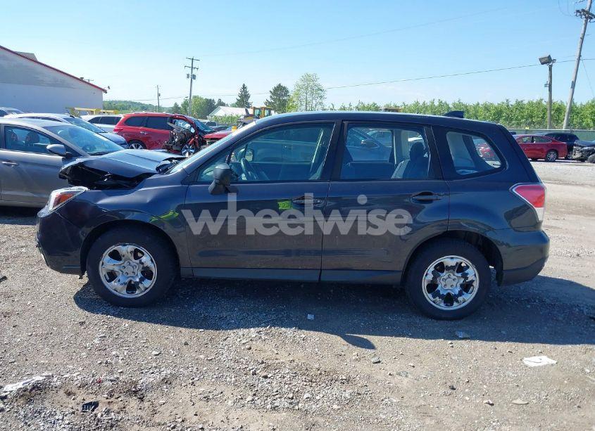 Photo 13 of 2018 Subaru Forester 2.5I (VIN JF2SJAAC6JH525816)