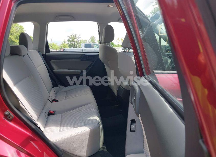 Photo 8 of 2018 Subaru Forester 2.5I (VIN JF2SJAAC6JH541420)