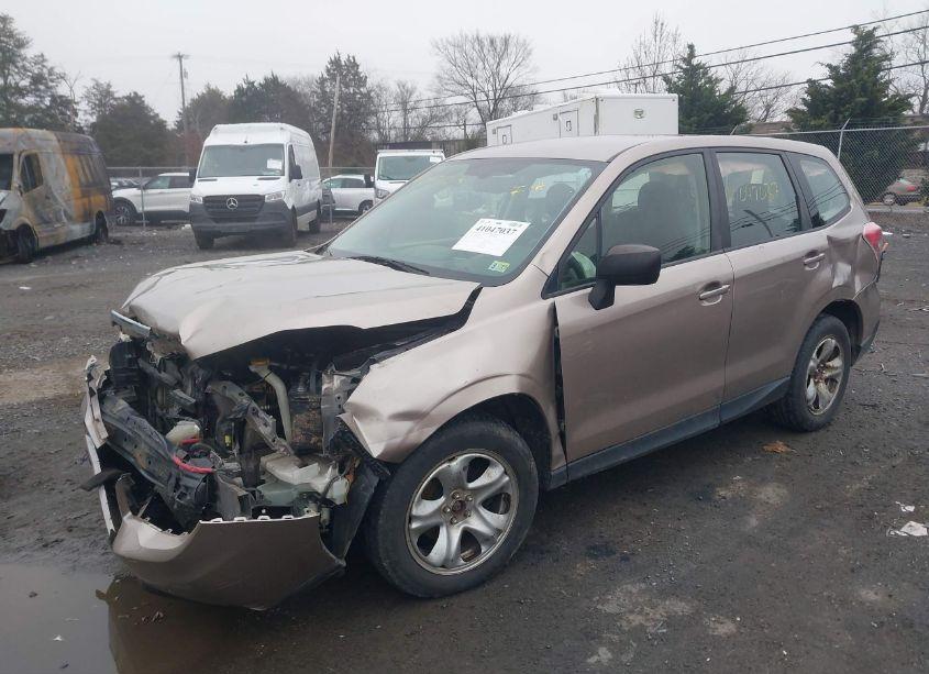 Photo 2 of 2014 Subaru Forester 2.5I (VIN JF2SJAAC8EH410463)