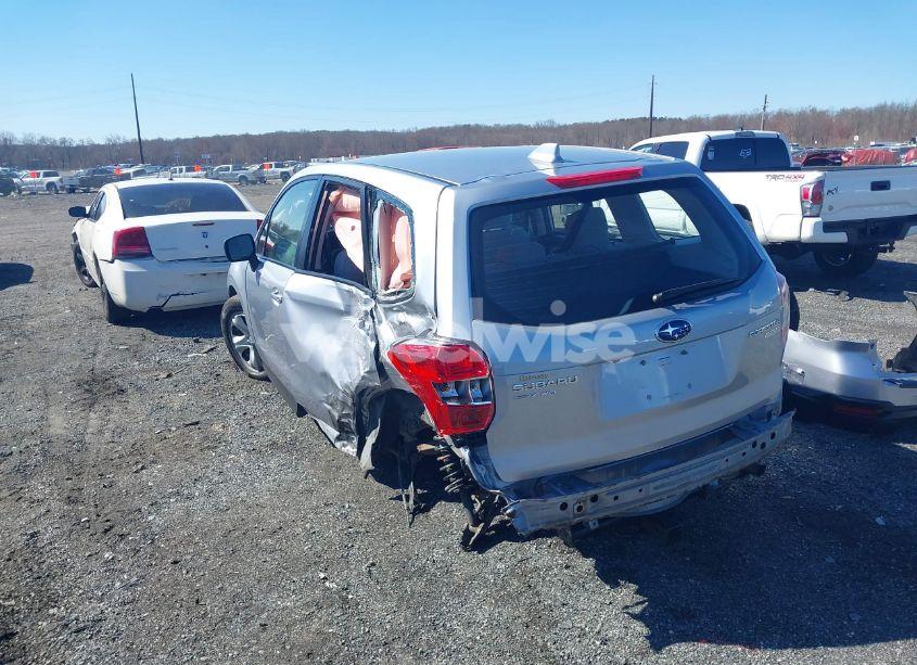 Photo 3 of 2016 Subaru Forester 2.5I (VIN JF2SJAAC8GH475641)