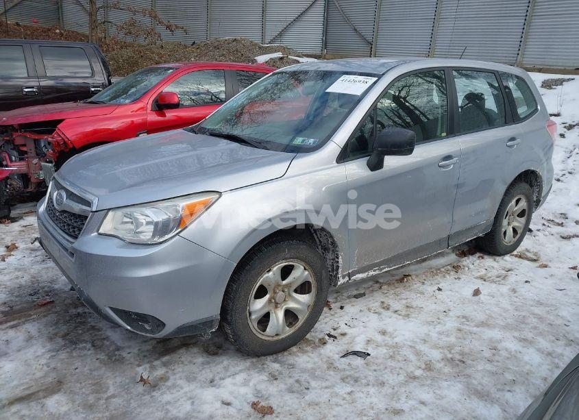 Photo 2 of 2014 Subaru Forester 2.5I (VIN JF2SJAAC9EH435565)