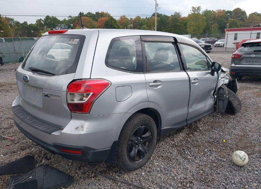 Photo 4 of 2014 Subaru Forester 2.5I (VIN JF2SJAAC9EH442760)