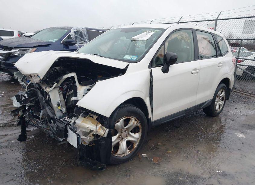 Photo 2 of 2015 Subaru Forester 2.5I (VIN JF2SJAAC9FH445272)