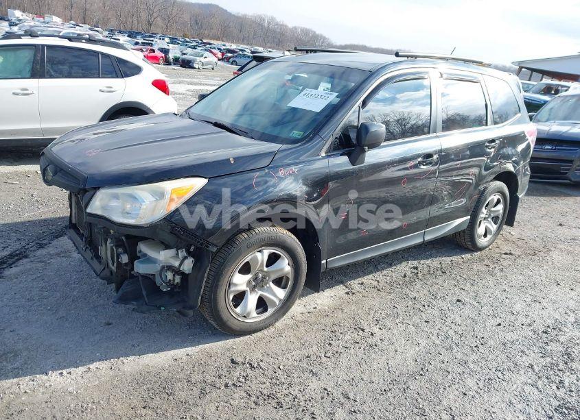 Photo 2 of 2014 Subaru Forester 2.5I (VIN JF2SJAACXEH425126)