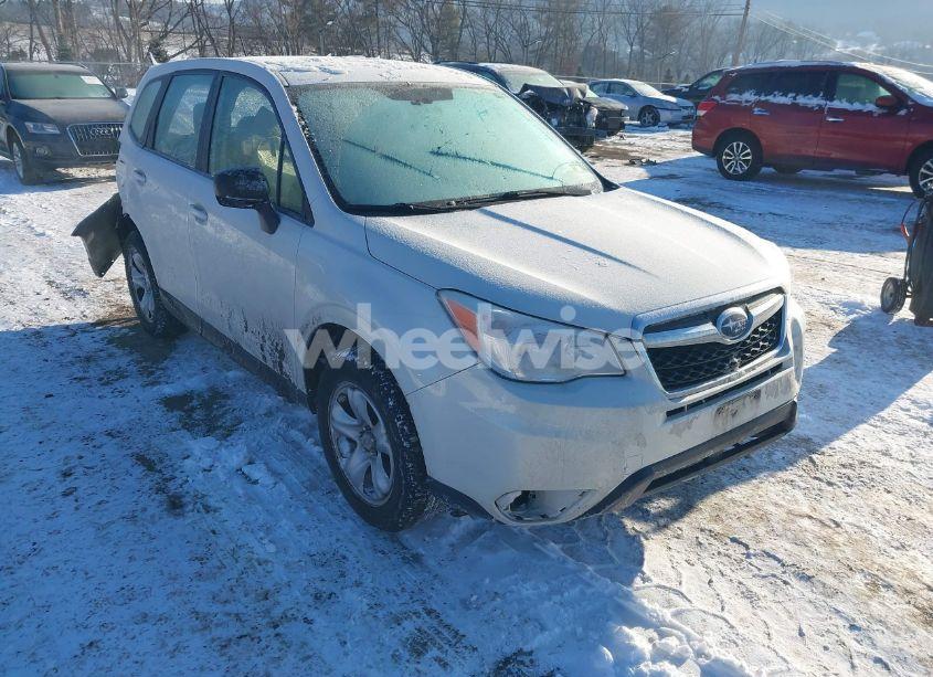 2015 Subaru Forester 2.5I (VIN JF2SJAACXFH464137) main photo