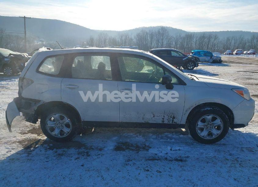 Photo 13 of 2015 Subaru Forester 2.5I (VIN JF2SJAACXFH464137)