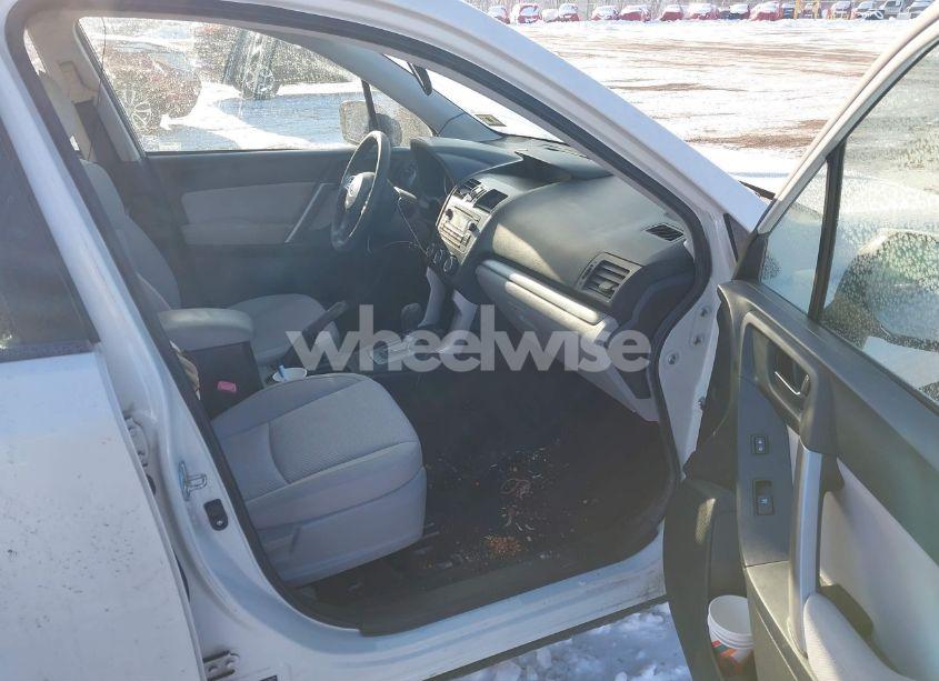 Photo 5 of 2015 Subaru Forester 2.5I (VIN JF2SJAACXFH464137)