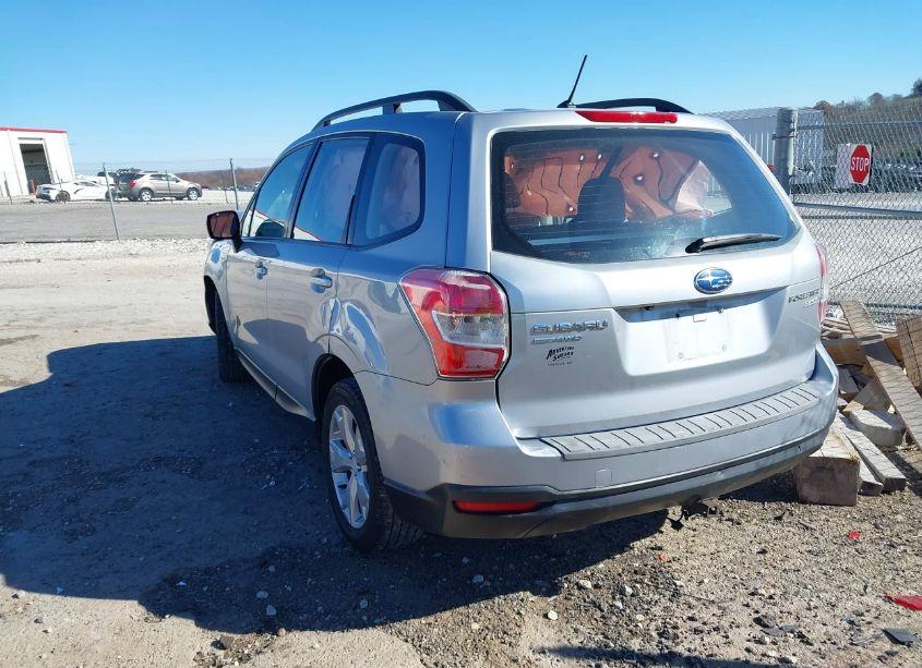 Photo 3 of 2015 Subaru Forester 2.5I (VIN JF2SJABC0FH518429)