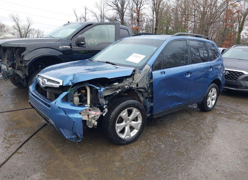 Photo 2 of 2015 Subaru Forester 2.5I (VIN JF2SJABC0FH582468)