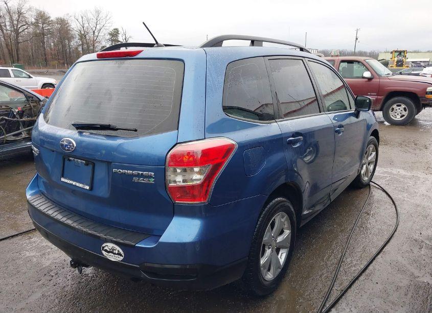 Photo 4 of 2015 Subaru Forester 2.5I (VIN JF2SJABC0FH582468)