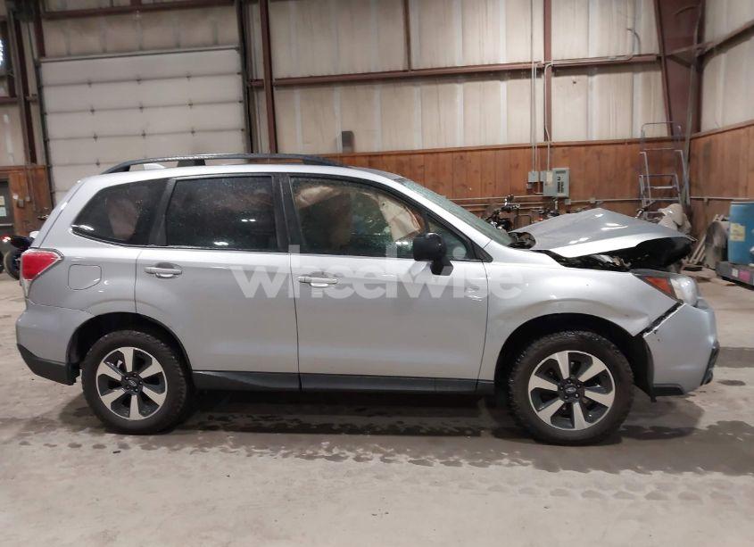 Photo 13 of 2017 Subaru Forester 2.5I (VIN JF2SJABC0HH440186)